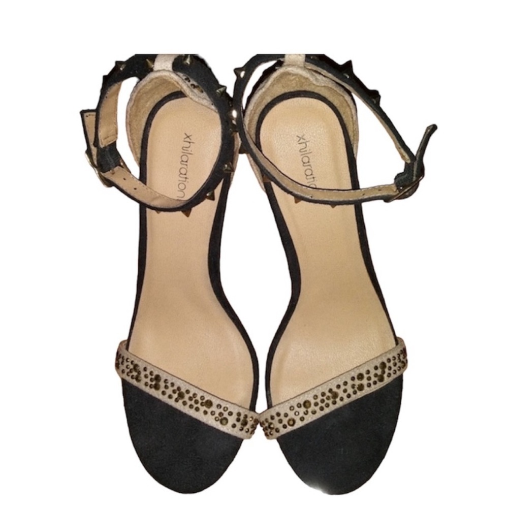 Xhilaration Black and Tan Heels with Ankle Strap 6.5